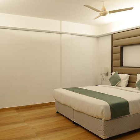 Hotel Konark Khammam ภายนอก รูปภาพ
