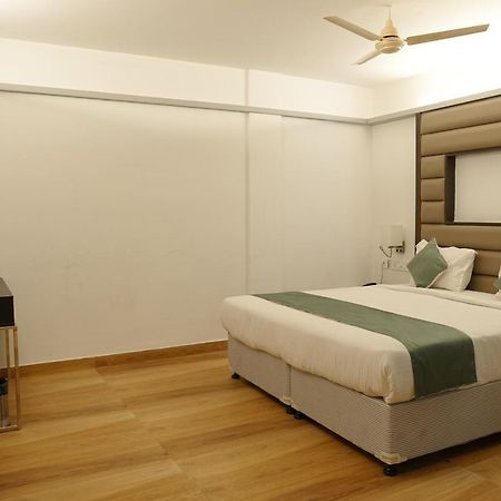 Hotel Konark Khammam ภายนอก รูปภาพ